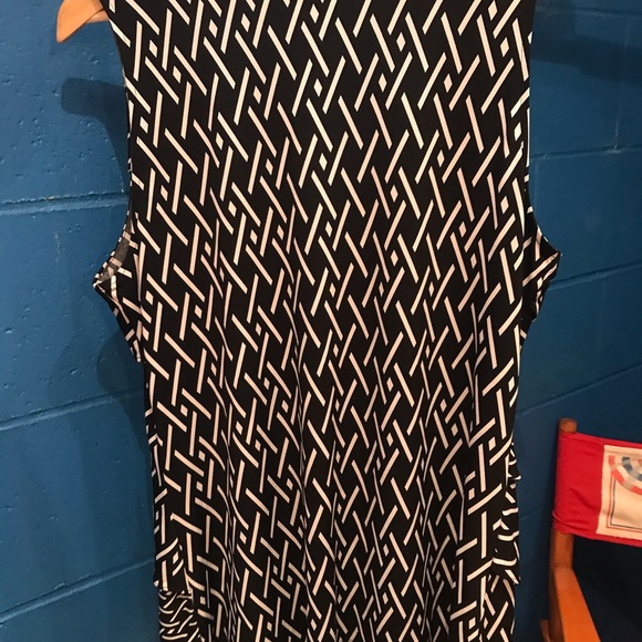 WHBM Top - Picture 3 of 3